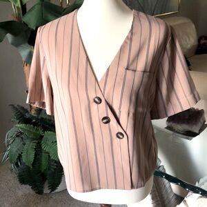 SZ S TOP NWOT MITTOSHOP BRAND TAN AND NAVY STRIPE 3 BUTTON FRONT CLOSURE